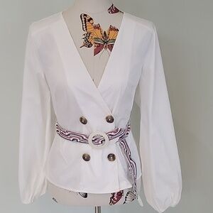 C/MEO COLLECTIVE white puff sleeve top with multi-colored belt.  Size 4.